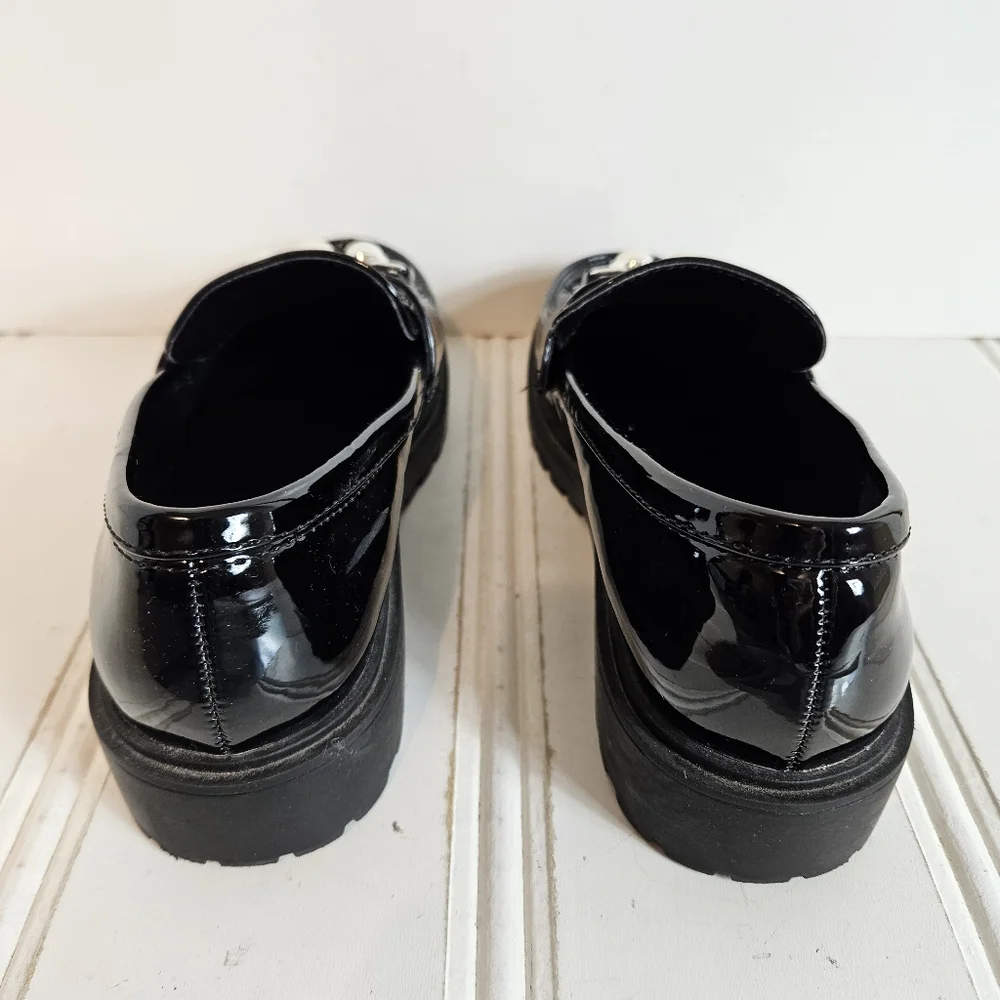 Marc Fisher Girls Loafers Kids Size 3 Black Patent Pearl Band Lug Sole